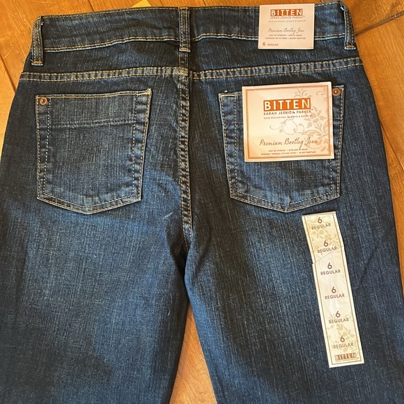 Bitten SJP Premium Bootleg Jean - Picture 8 of 13